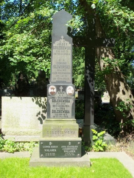 Zdjęcie grobu Józef Gołębiewski (2)