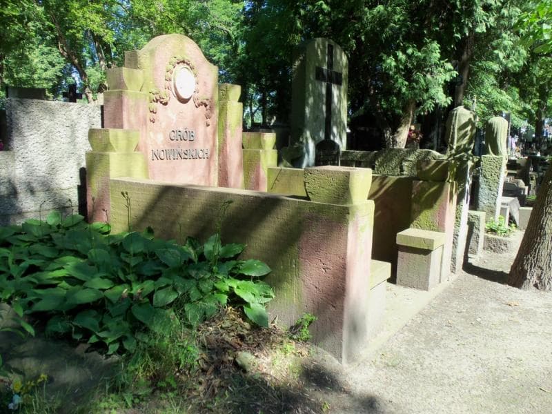 Zdjęcie grobu Nowińscy (1)