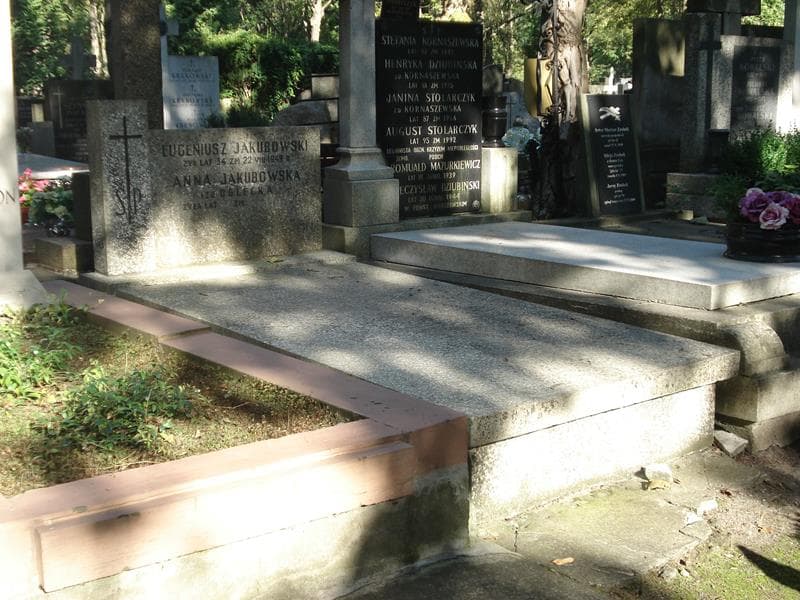 Zdjęcie grobu Eugeniusz Jakubowski (1)