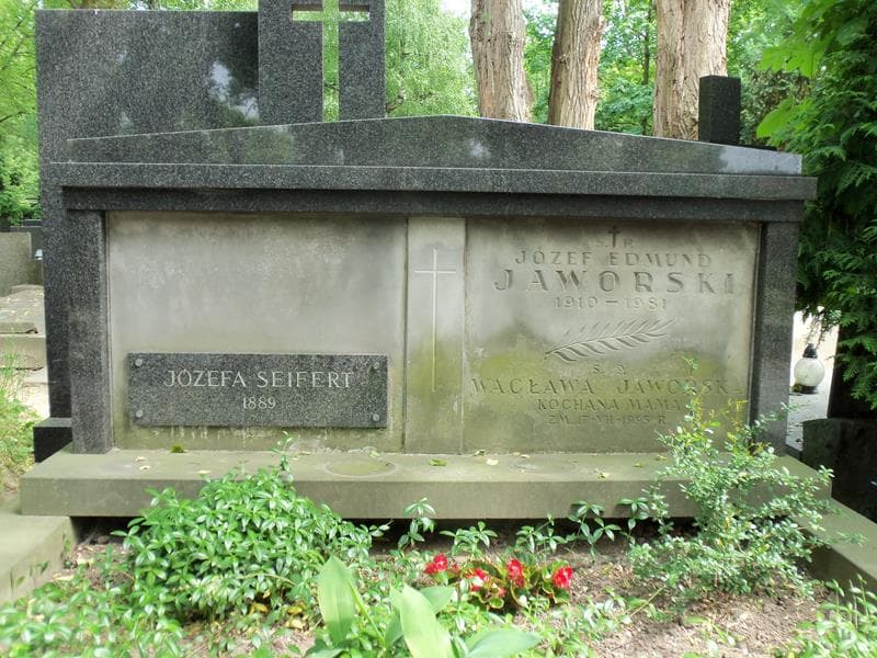 Zdjęcie grobu Józef Edmund Jaworski (2)