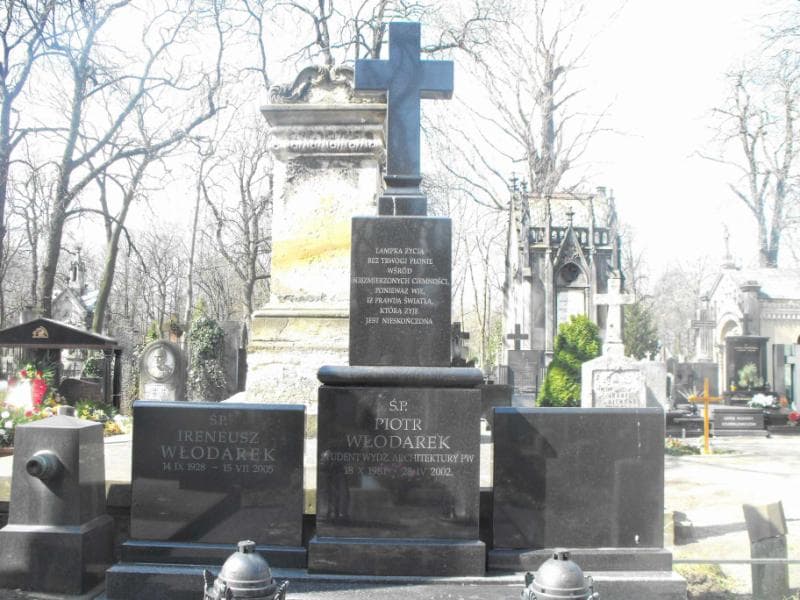 Zdjęcie grobu Piotr Włodarek (2)