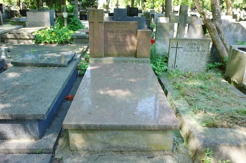 Zdjęcie grobu Ignacy Maciejowski (1)