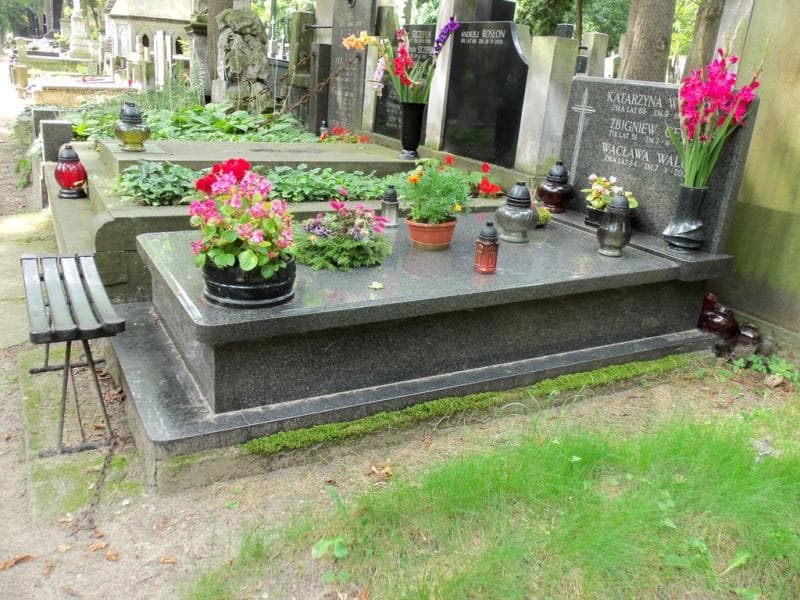 Zdjęcie grobu Wacława Waluda (1)