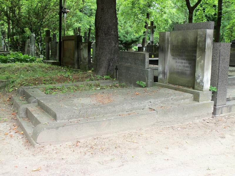 Zdjęcie grobu Wacława Peretjatkowiczowa (1)