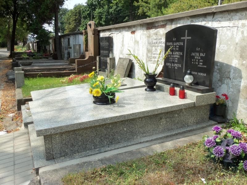 Zdjęcie grobu Jacek Baj (1)