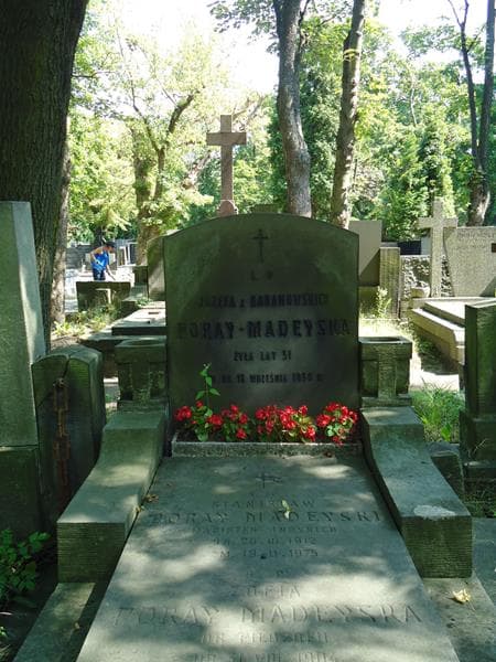 Zdjęcie grobu Regina Madeyska (2)