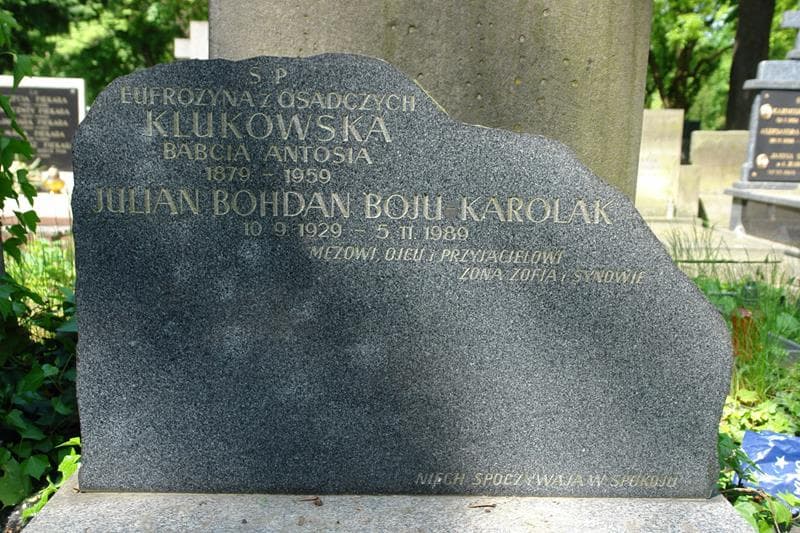Zdjęcie grobu Julian Bohdan Bolu Karolak (2)
