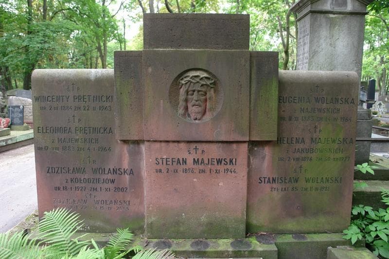 Zdjęcie grobu Helena Majewska (2)