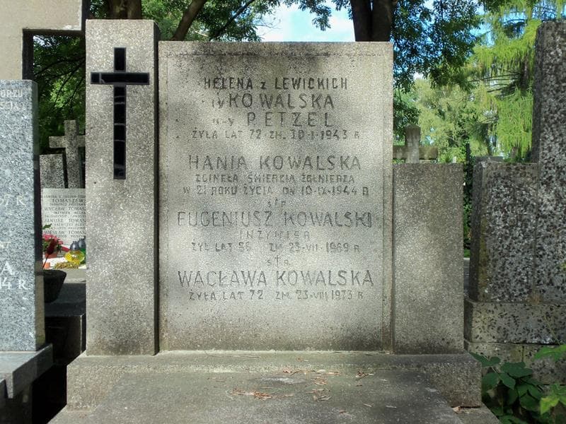 Zdjęcie grobu Helena Petzel (2)