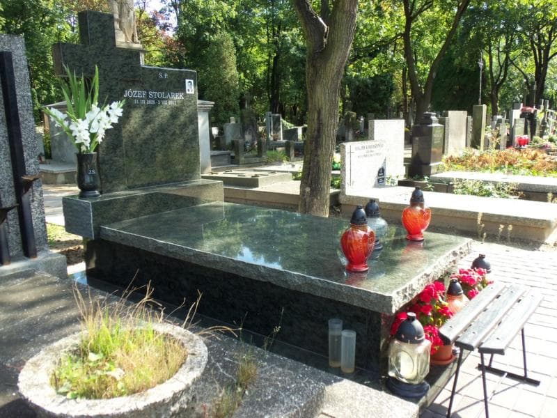 Zdjęcie grobu Józef Stolarek (1)