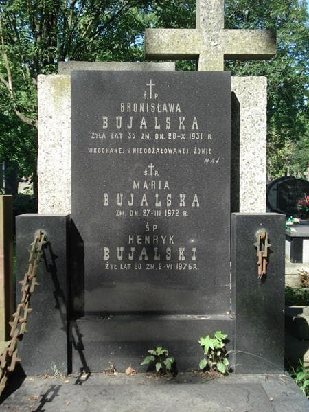 Zdjęcie grobu Bronisława Bujalska (2)