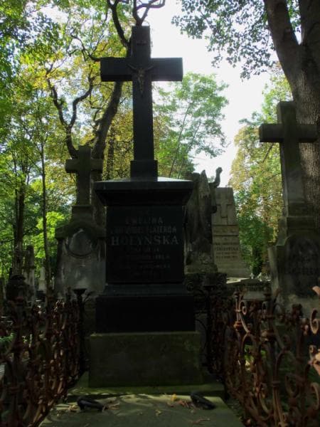 Zdjęcie grobu Ewelina Hołyńska (2)