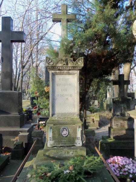 Zdjęcie grobu Gustaw Chodakowski (2)