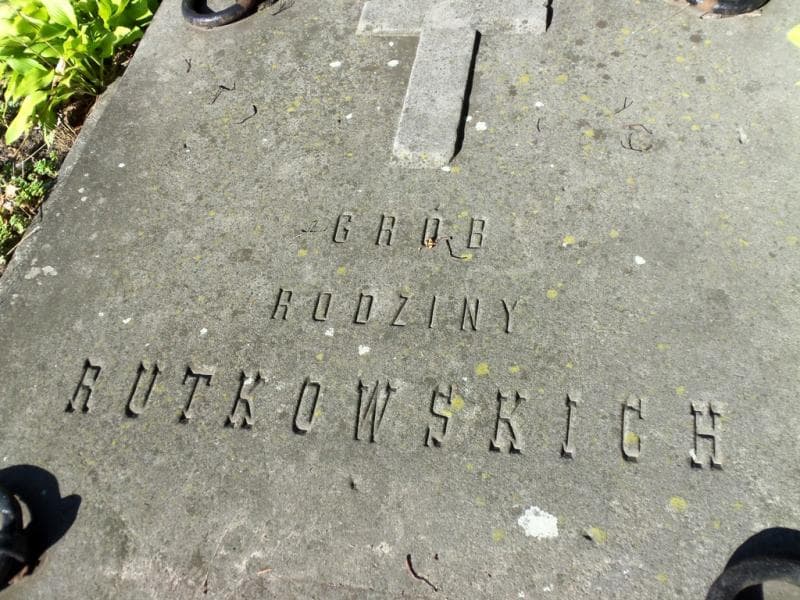 Zdjęcie grobu Rutkowscy (2)