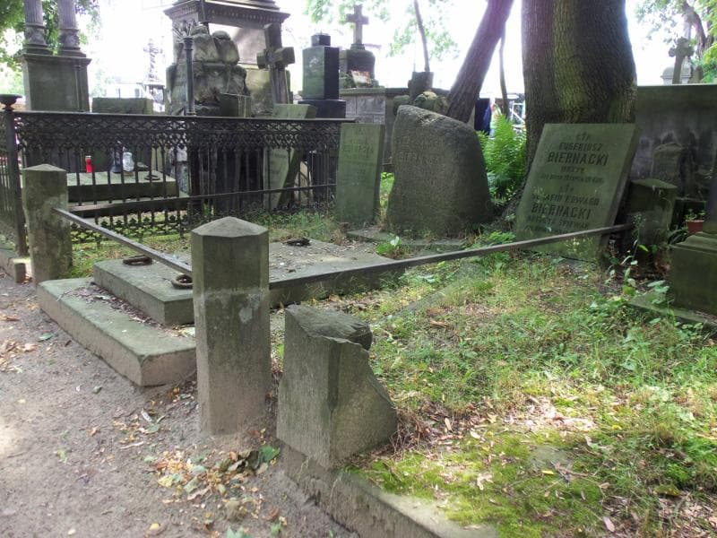 Zdjęcie grobu Janusz Ustupski (1)