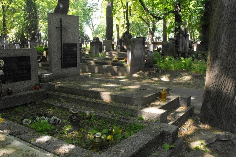 Zdjęcie grobu Wiesława Okońska (2)