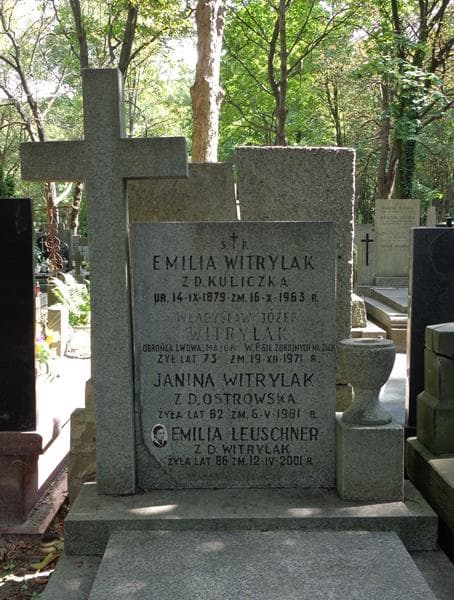 Zdjęcie grobu Emilia Leuschner (2)
