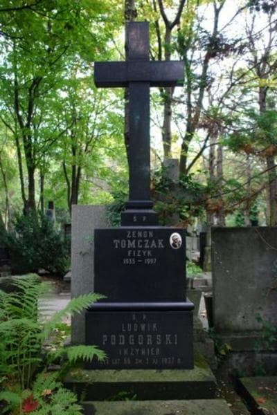 Zdjęcie grobu Kazimiera Bartenbach (2)