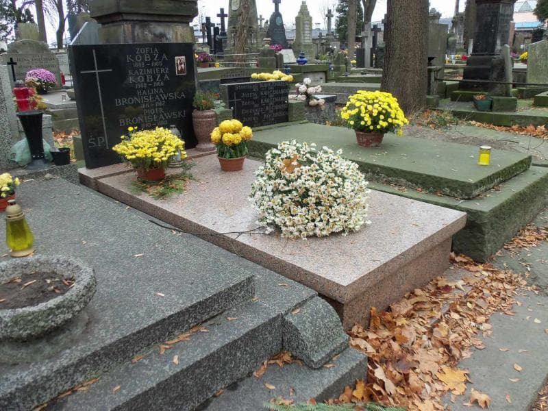 Zdjęcie grobu Piotr Bronisławski (1)