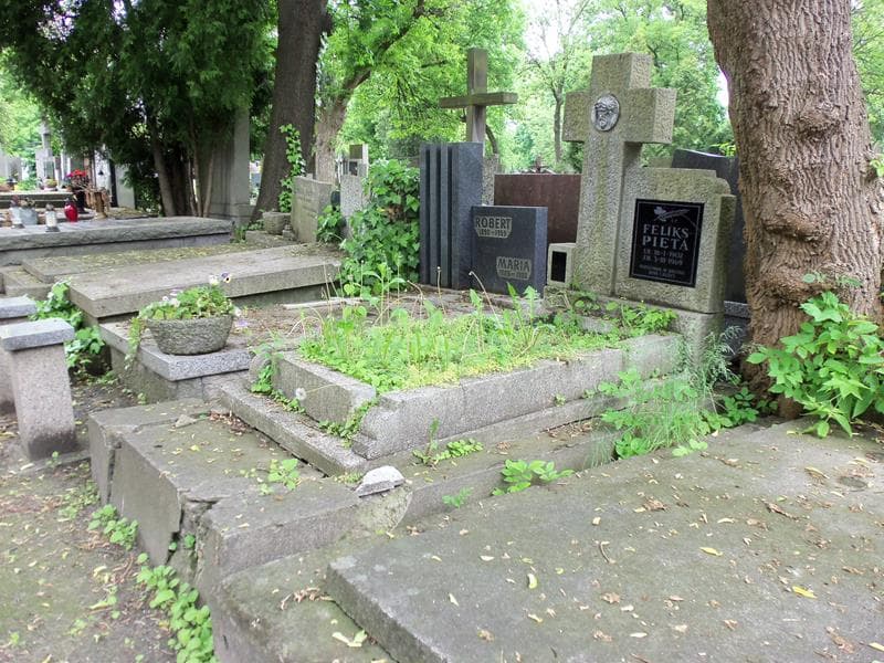 Zdjęcie grobu Feliks Pięta (1)