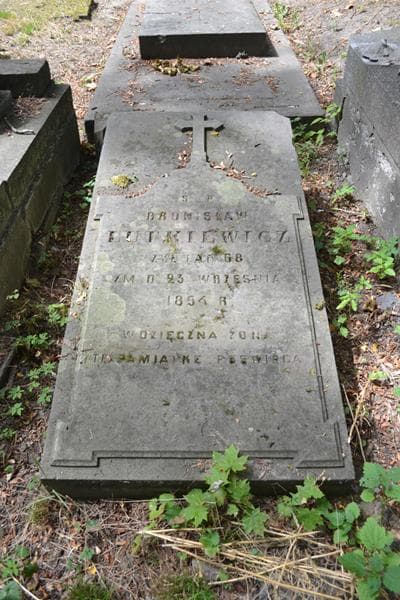 Zdjęcie grobu Bronisław Lutkiewicz (2)