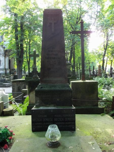 Zdjęcie grobu Bernatowiczowie (1)