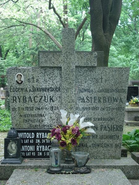 Zdjęcie grobu Witold Rybaczuk (1)