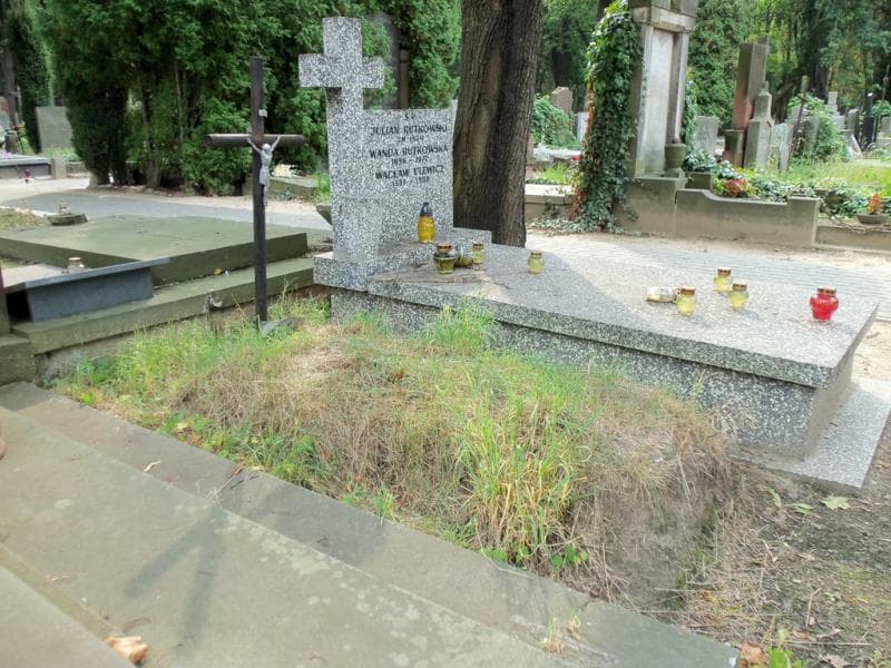 Zdjęcie grobu Anonim (1)
