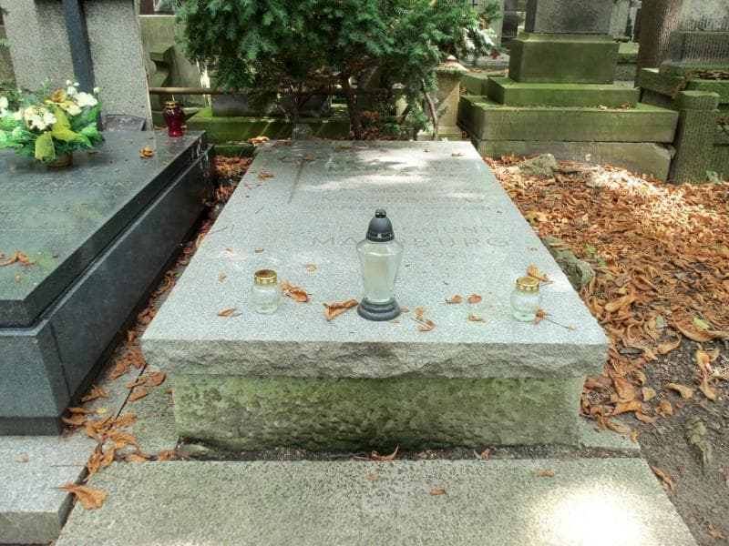 Zdjęcie grobu Wanda Mahrburg (2)
