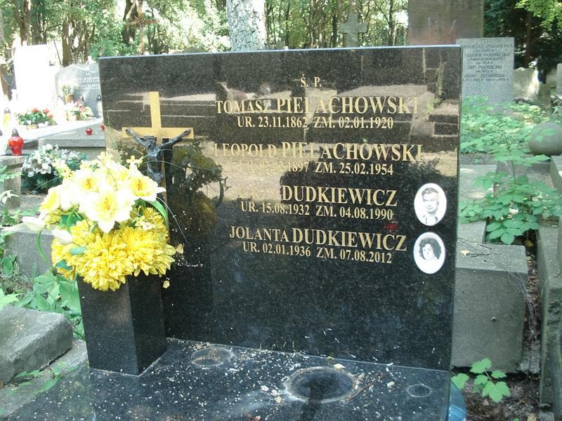 Zdjęcie grobu Tomasz Pielachowski (1)