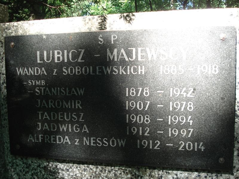Zdjęcie grobu Jadwiga Lubicz-Majewska (2)
