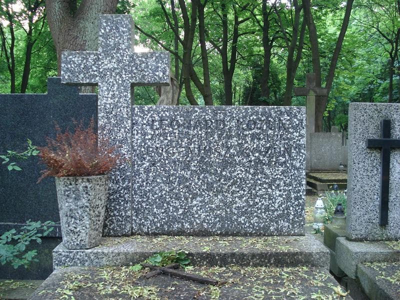 Zdjęcie grobu Eugeniusz Kozuń (1)