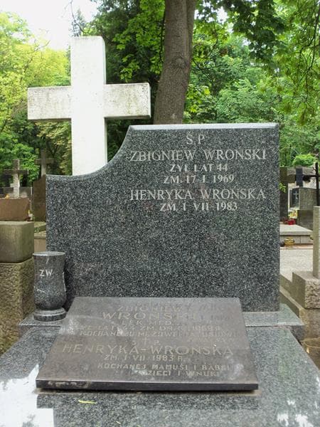 Zdjęcie grobu Henryka Wrońska (2)