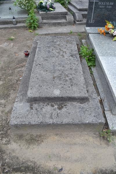 Zdjęcie grobu Anonim (1)