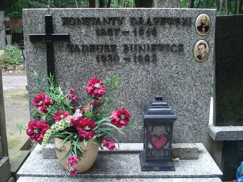 Zdjęcie grobu Tadeusz Buniewicz (1)