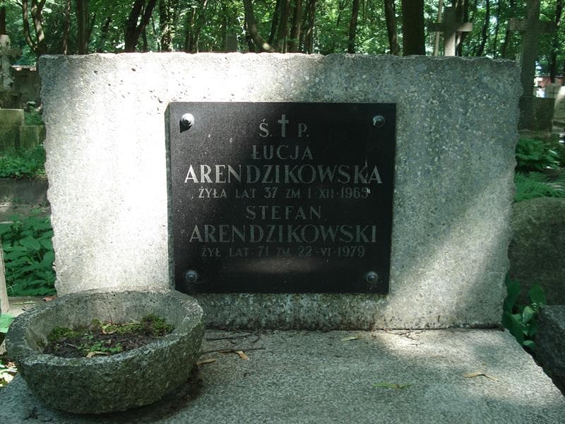 Zdjęcie grobu Stefan Arendzikowski (1)