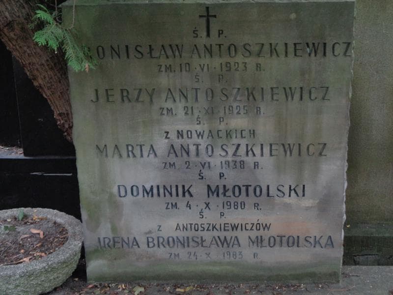 Zdjęcie grobu Marta Antoszkiewicz (2)