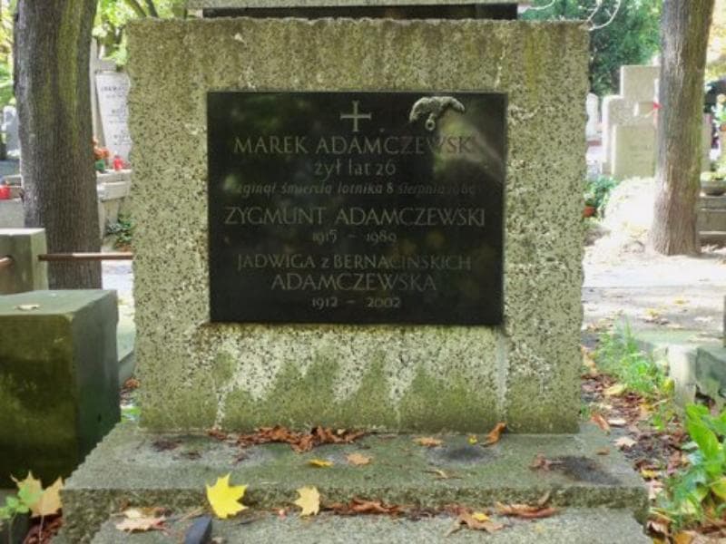 Zdjęcie grobu Marek Adamczewski (2)