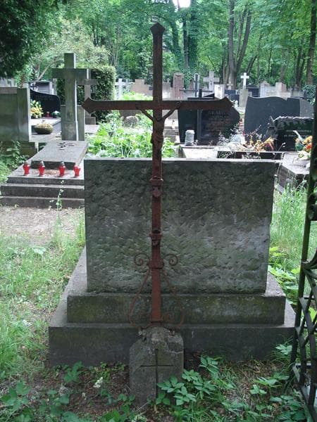 Zdjęcie grobu Anonim (1)