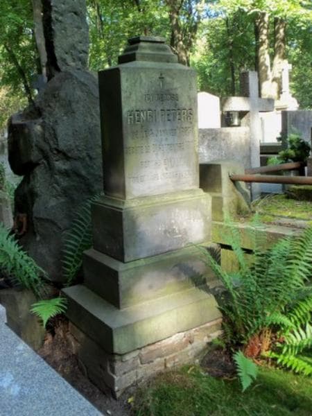 Zdjęcie grobu Henri Peters (2)