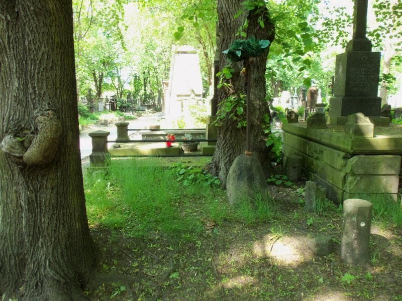 Zdjęcie grobu Anonim (1)
