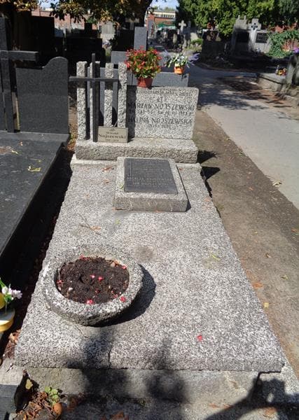 Zdjęcie grobu Halina Nojszewska (1)