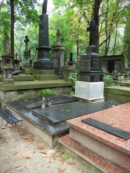 Zdjęcie grobu Maniusia Knauff (1)