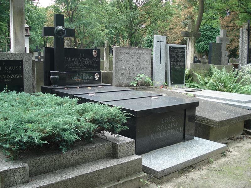 Zdjęcie grobu Jadwiga Wakienas (1)