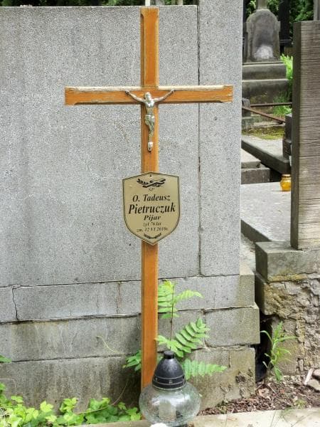 Zdjęcie grobu Tadeusz Pietruczuk (2)