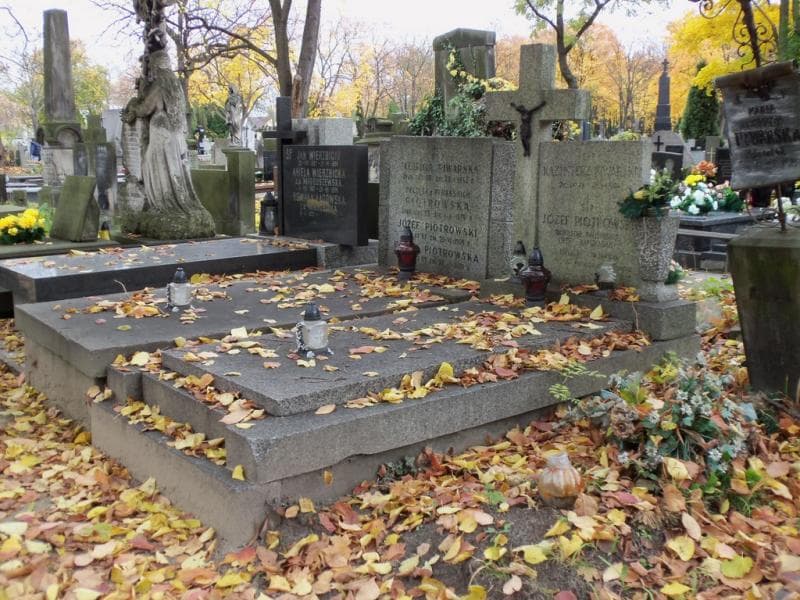 Zdjęcie grobu Kazimierz Piwarski (1)