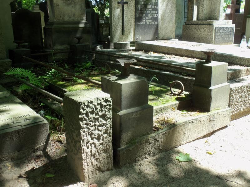 Zdjęcie grobu Anonim (1)