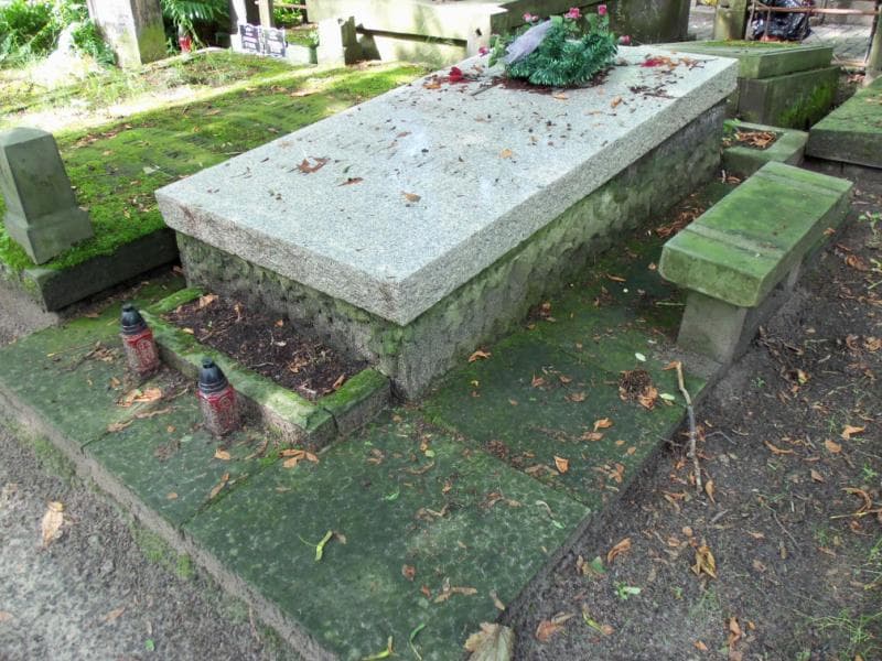 Zdjęcie grobu Marian Senktas (1)