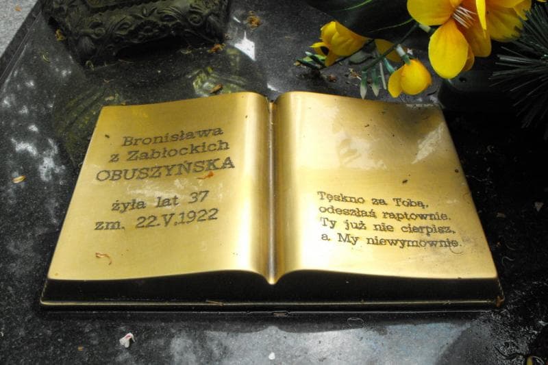 Zdjęcie grobu Bronisława Obuszyńska (2)