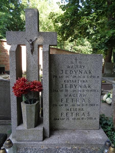 Zdjęcie grobu Walery Jedynak (2)